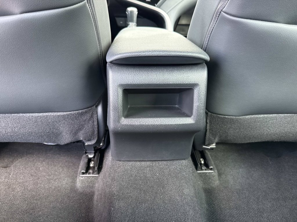 Used 2023 Toyota Camry SE FWD image 19