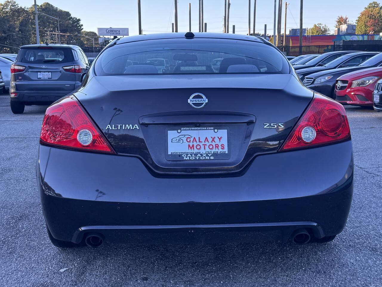 Used 2010 Nissan Altima 2.5 S w/ Premium Pkg FWD image 5