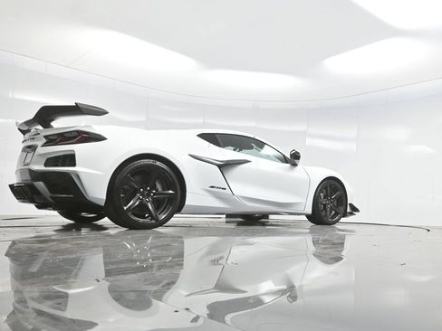 New 2025 Chevrolet Corvette Z06 w/ Z07 Performance Package RWD image 52
