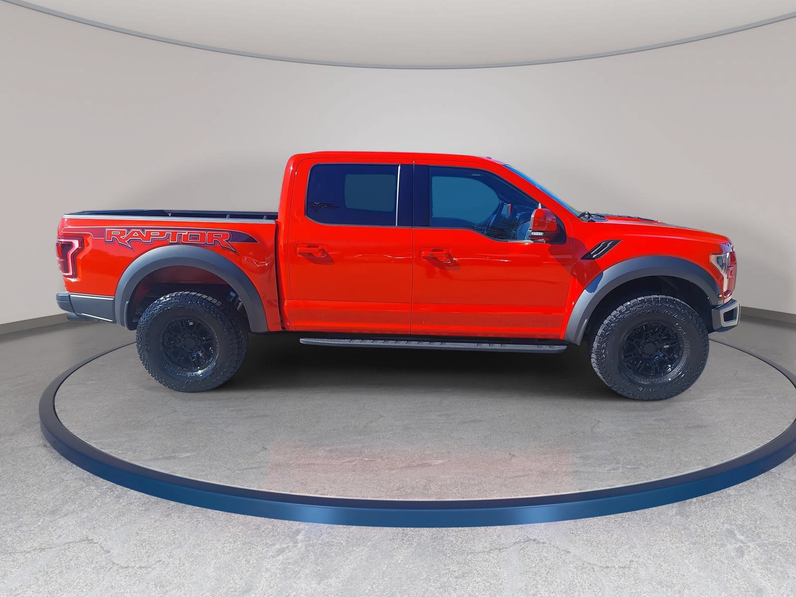 Used 2018 Ford F150 Raptor w/ Equipment Group 802A Luxury AWD/4WD image 4