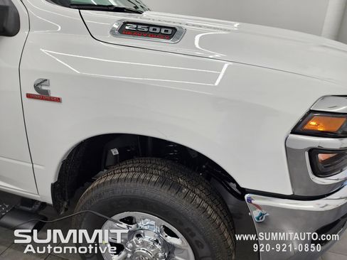 New 2025 RAM 2500 Tradesman image 23