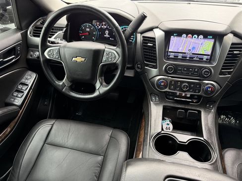 Used 2017 Chevrolet Tahoe LT w/ Luxury Package AWD/4WD image 19