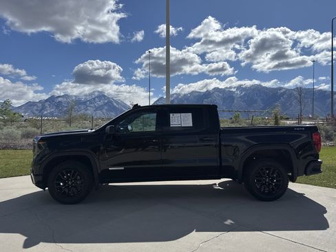 Used 2023 GMC Sierra 1500 Elevation AWD/4WD image 2