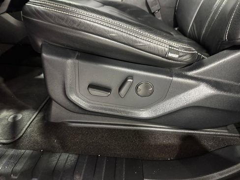 Used 2019 Ford F150 XLT w/ Equipment Group 302A Luxury image 19