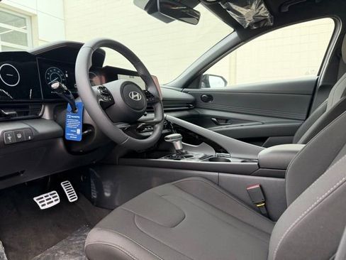New 2026 Hyundai Elantra Sport FWD image 11