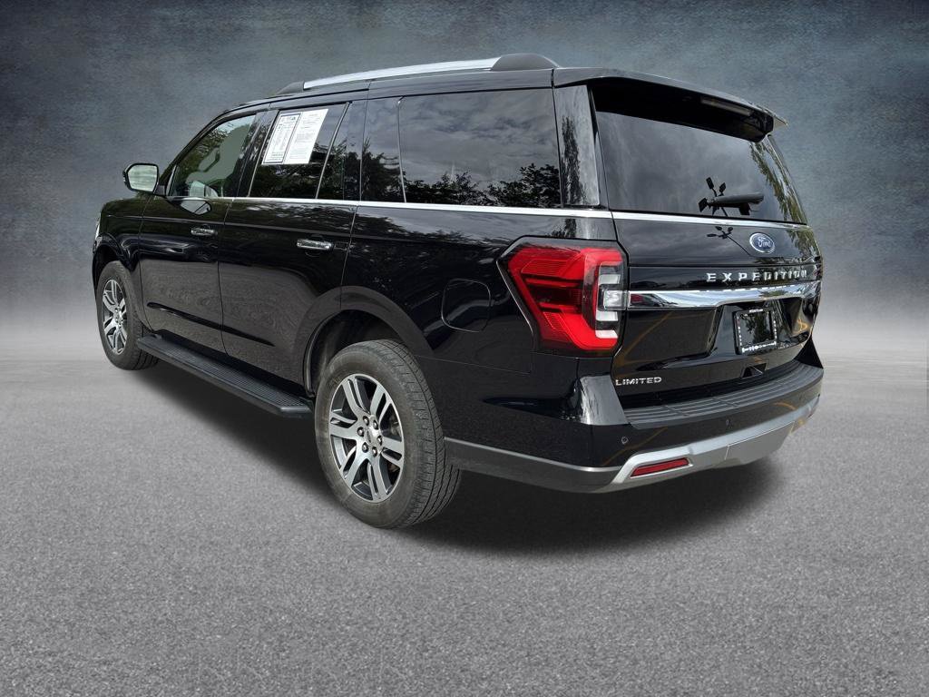 Used 2024 Ford Expedition Limited AWD/4WD image 3