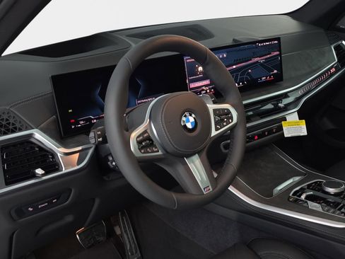 New 2026 BMW X5 xDrive40i w/ M Sport Package image 16