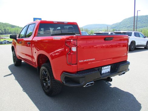 Used 2024 Chevrolet Silverado 1500 LT Trail Boss AWD/4WD image 7