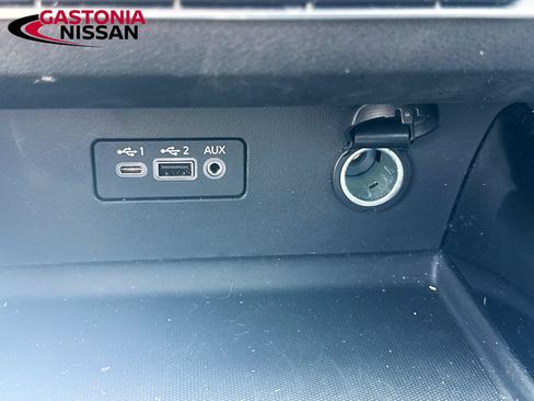 Used 2023 Nissan Altima 2.5 SV FWD image 21