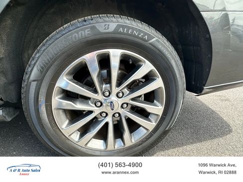 Used 2018 Ford Expedition Max Limited image 25