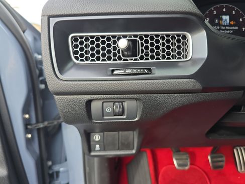 Used 2025 Honda Civic Type R image 34