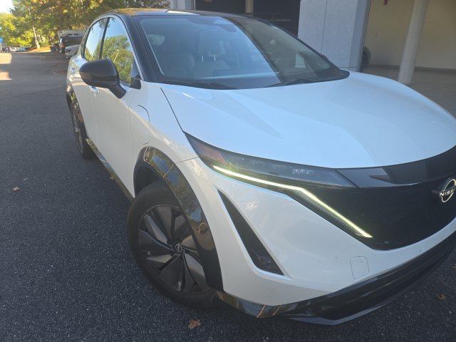 Used 2023 Nissan Ariya FWD image 7