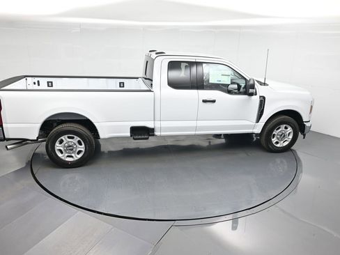 New 2026 Ford F350 XLT image 50