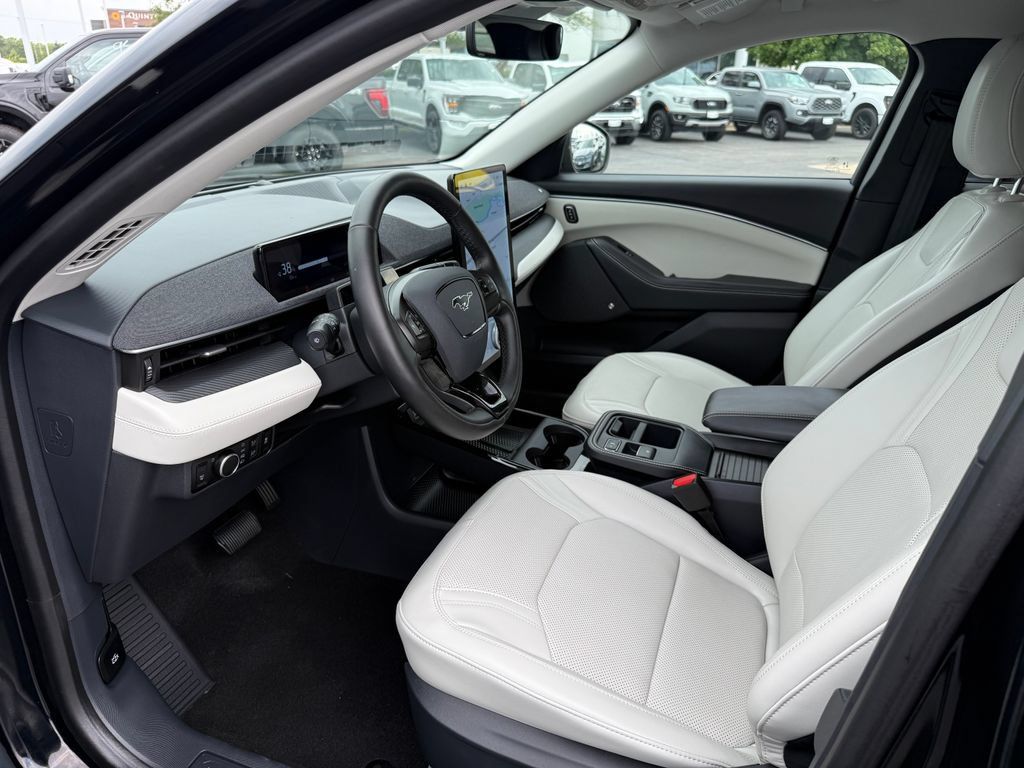 Certified 2025 Ford Mustang Mach-E Premium AWD/4WD image 18