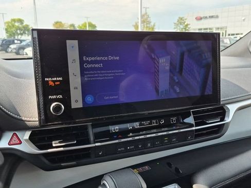 Certified 2025 Toyota Sienna XSE AWD/4WD image 13