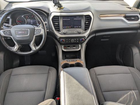 Used 2020 GMC Acadia SLE image 17