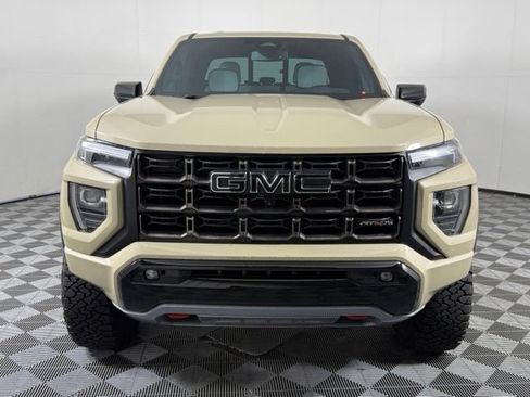 Used 2024 GMC Canyon AT4X AWD/4WD image 11