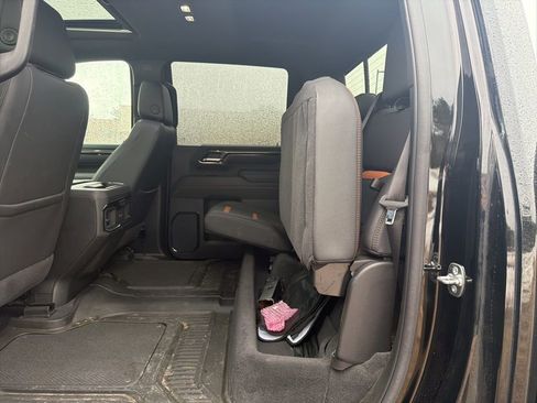 Used 2025 GMC Sierra 2500 AT4 w/ AT4 Premium Plus Package AWD/4WD image 13