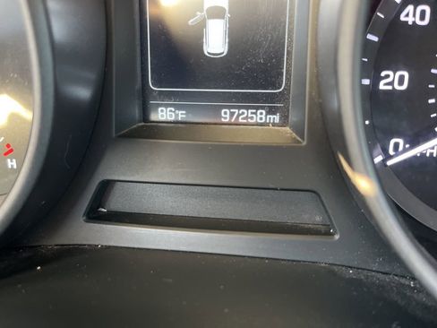 Used 2017 Hyundai Santa Fe Sport image 10