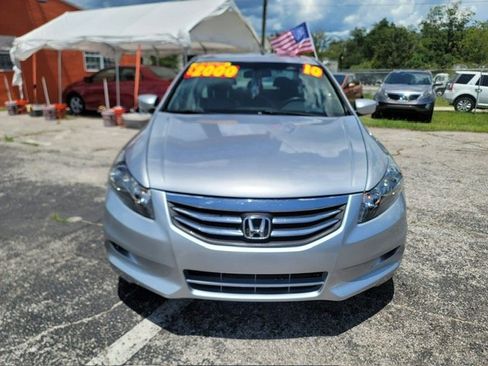 Used 2010 Honda Accord EX-L image 2