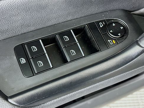 Used 2025 MAZDA CX-50 AWD 2.5 S w/ Premium Package image 15