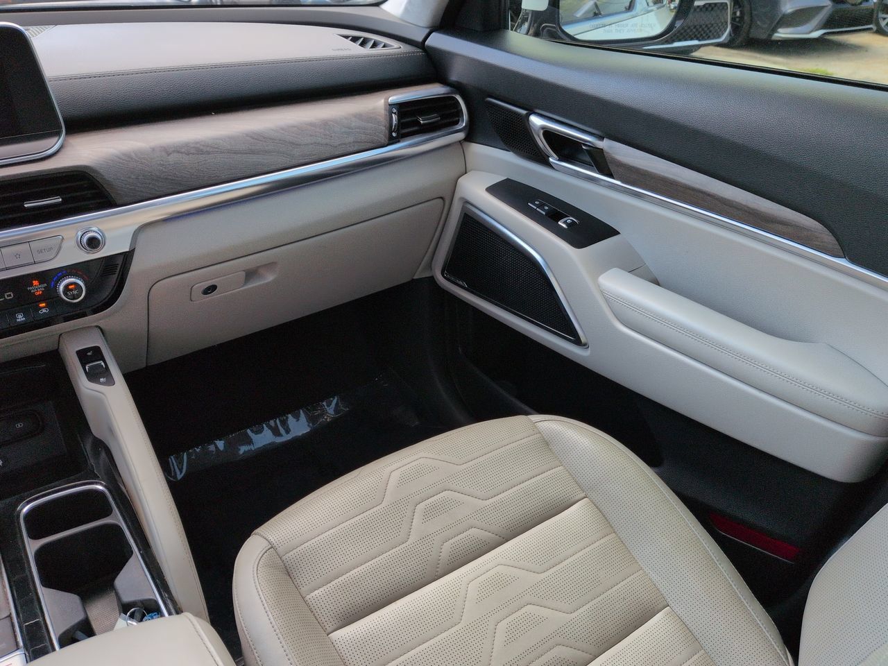 Used 2022 Kia Telluride SX w/ SX Prestige Package AWD/4WD image 17