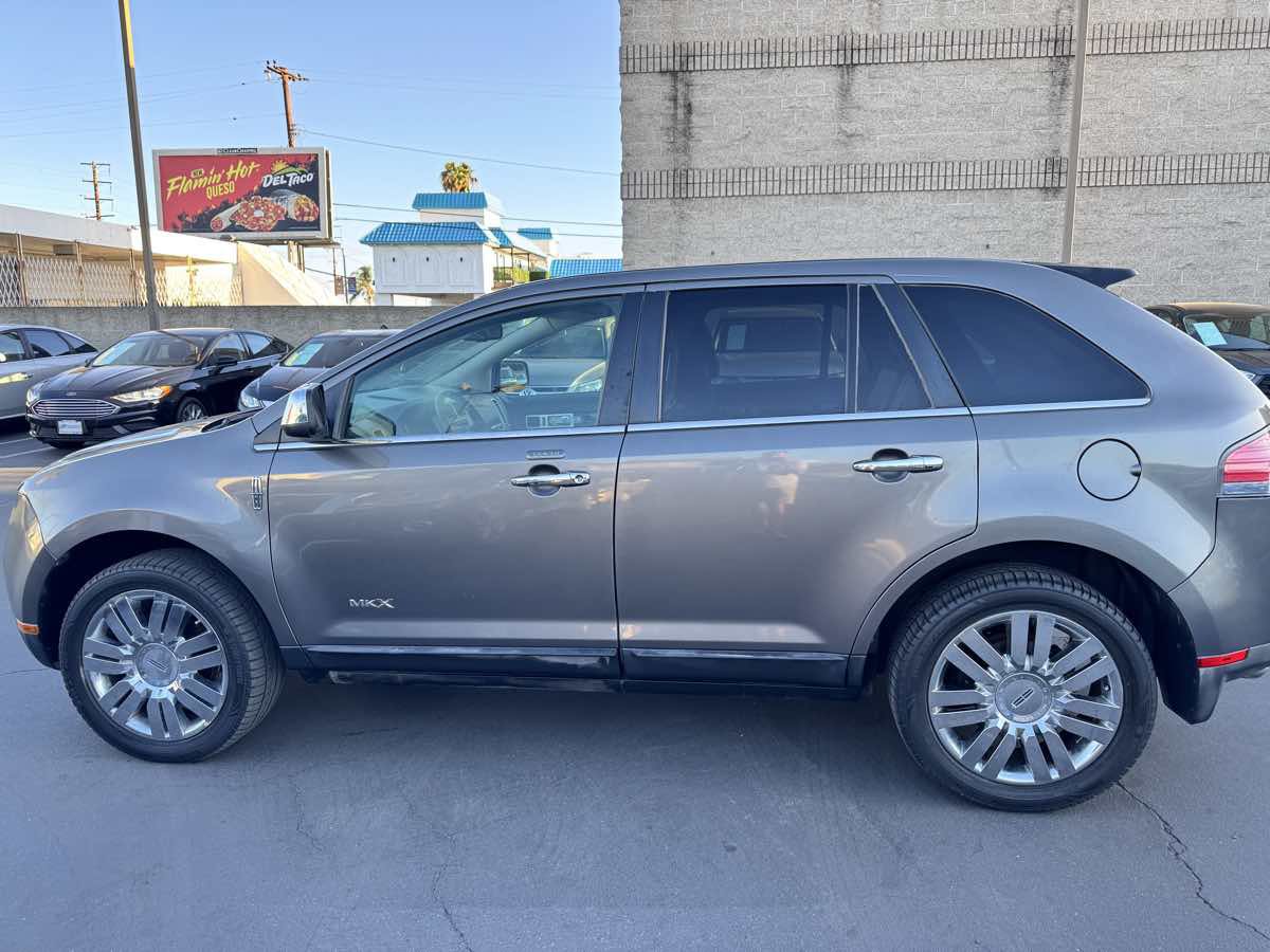 Used 2009 Lincoln MKX 2WD image 13