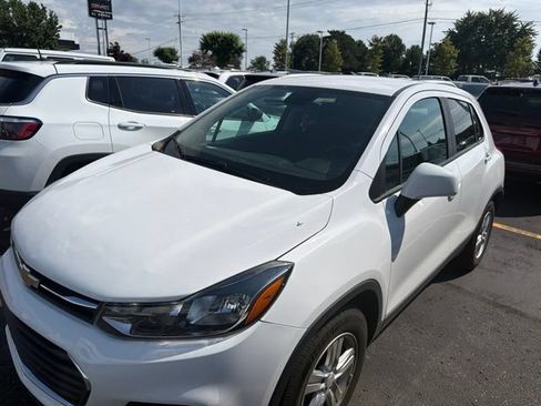 Certified 2020 Chevrolet Trax LS w/ Tint and Cruise Package FWD image 2