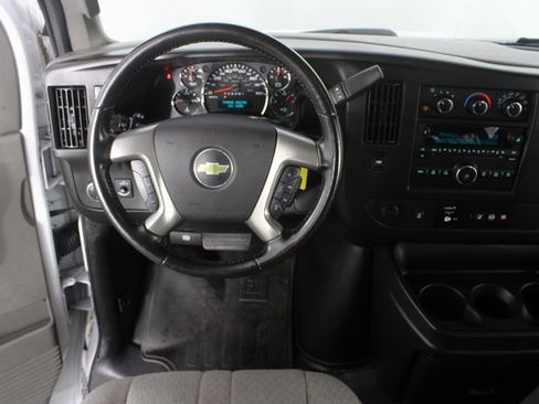 Used 2016 Chevrolet Express 3500 LT w/ LT Preferred Equipment Group image 7