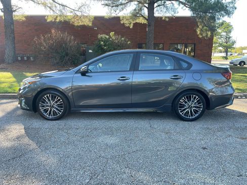 Used 2024 Kia Forte GT-Line w/ GT-Line Premium Package image 2