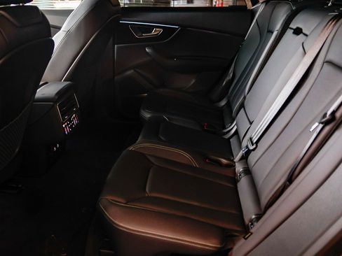 New 2026 Audi Q8 Premium Plus image 18