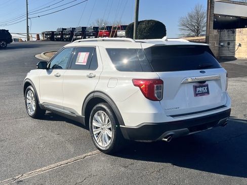 Used 2022 Ford Explorer Limited w/ Equipment Group 301A image 7