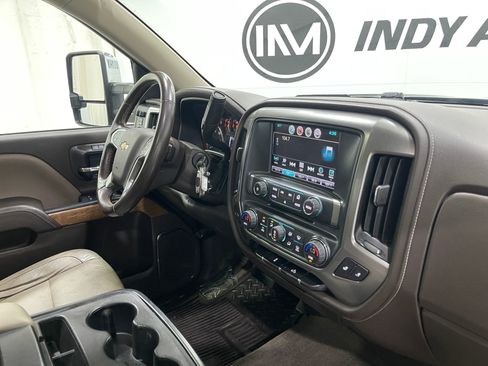 Used 2017 Chevrolet Silverado 1500 LTZ w/ Max Trailering Package AWD/4WD image 17