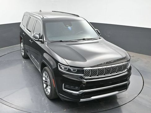 Used 2023 Jeep Grand Wagoneer Series II AWD/4WD image 33