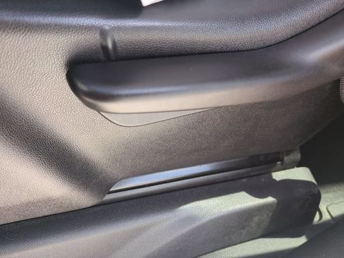 Used 2019 Chevrolet Silverado 1500 LT RWD image 22