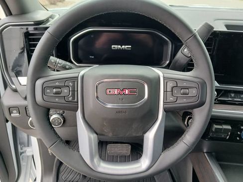 New 2026 GMC Sierra 2500 SLT w/ SLT Premium Package AWD/4WD image 30