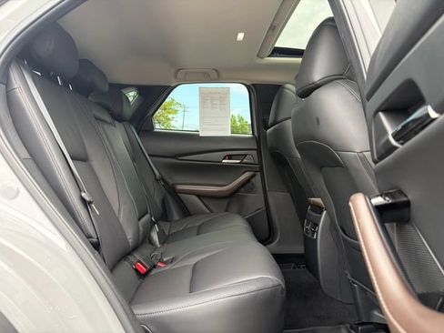 Used 2025 MAZDA CX-30 AWD 2.5 S w/ Premium Package image 9