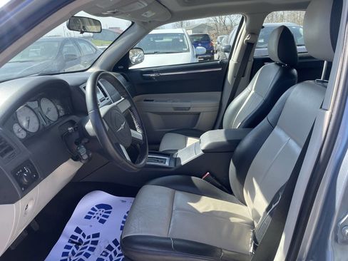 Used 2006 Chrysler 300 Touring image 10