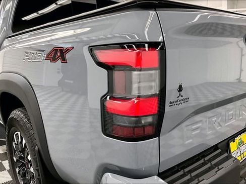 Used 2024 Nissan Frontier PRO-4X w/ Technology Package AWD/4WD image 36