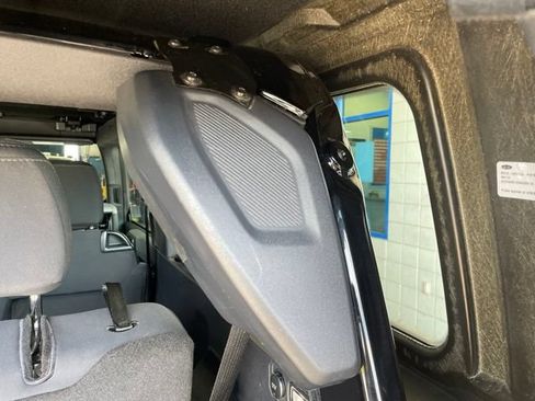 Used 2022 Ford Bronco 2-Door AWD/4WD image 61