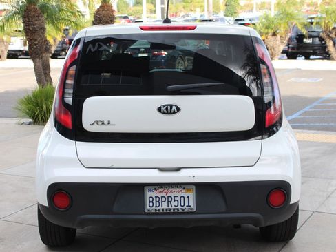 Used 2018 Kia Soul image 8