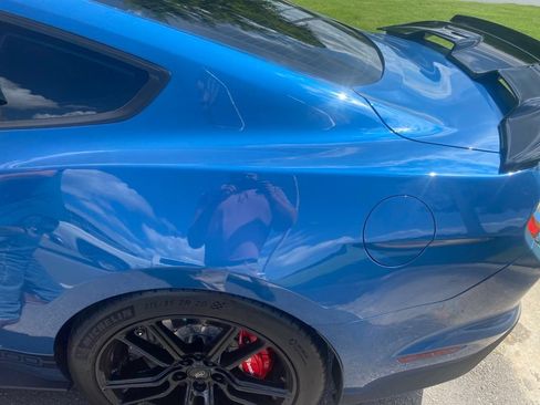 Used 2021 Ford Mustang Shelby GT500 w/ Technology Package RWD image 2