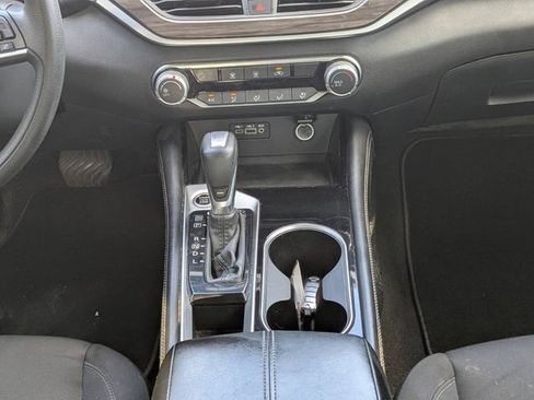 Used 2023 Nissan Altima 2.5 SV image 19