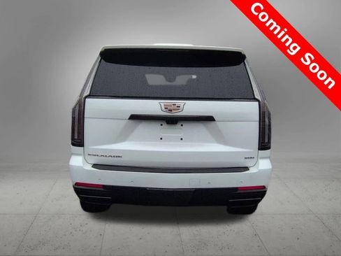 Used 2025 Cadillac Escalade Sport w/ Touring Package image 5