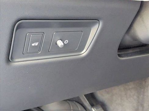 Used 2020 Land Rover Range Rover Sport HST AWD/4WD image 13