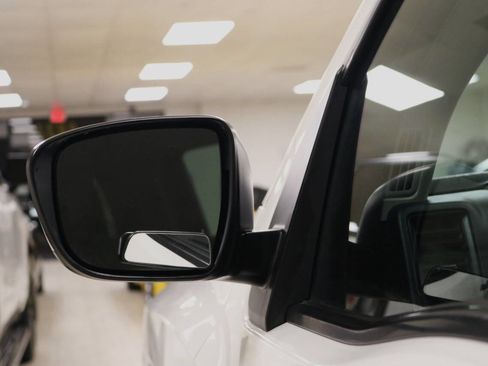 Used 2022 Nissan Frontier S image 89