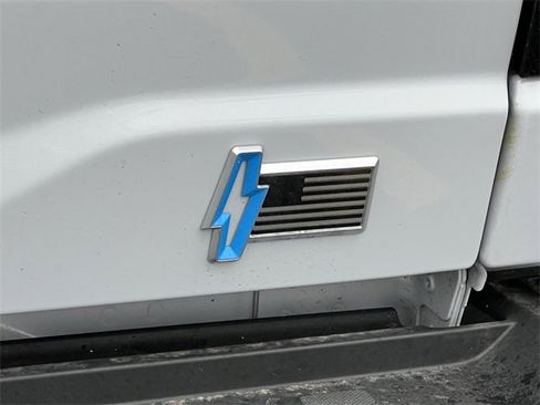 New 2025 Ford F150 Lightning XLT image 6