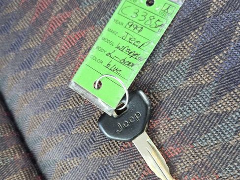 Used 1999 Jeep Wrangler SE AWD/4WD image 27