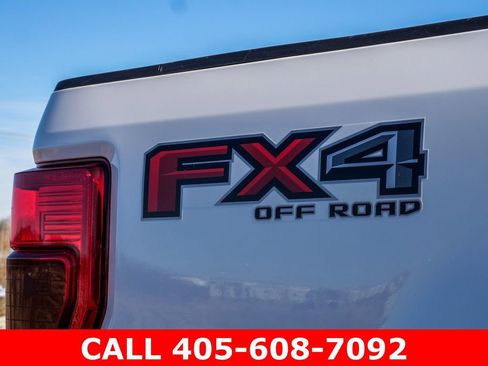 Used 2021 Ford F250 Lariat w/ Lariat Value Package AWD/4WD image 39