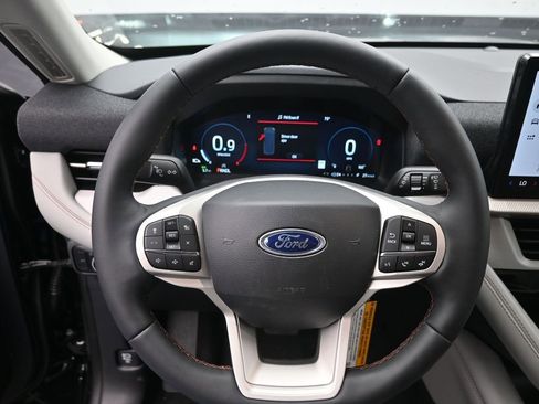 New 2026 Ford Explorer Active w/ Active Comfort Package image 31